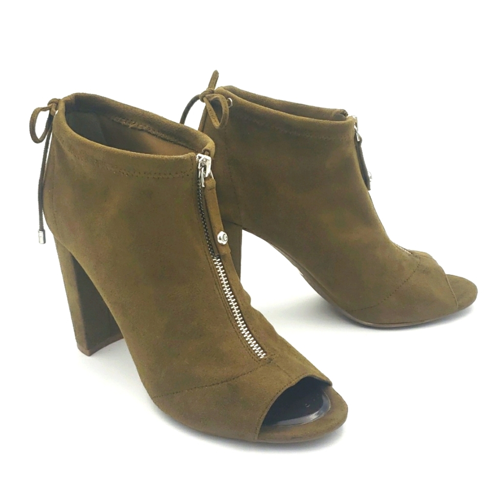 GUESS HEELS